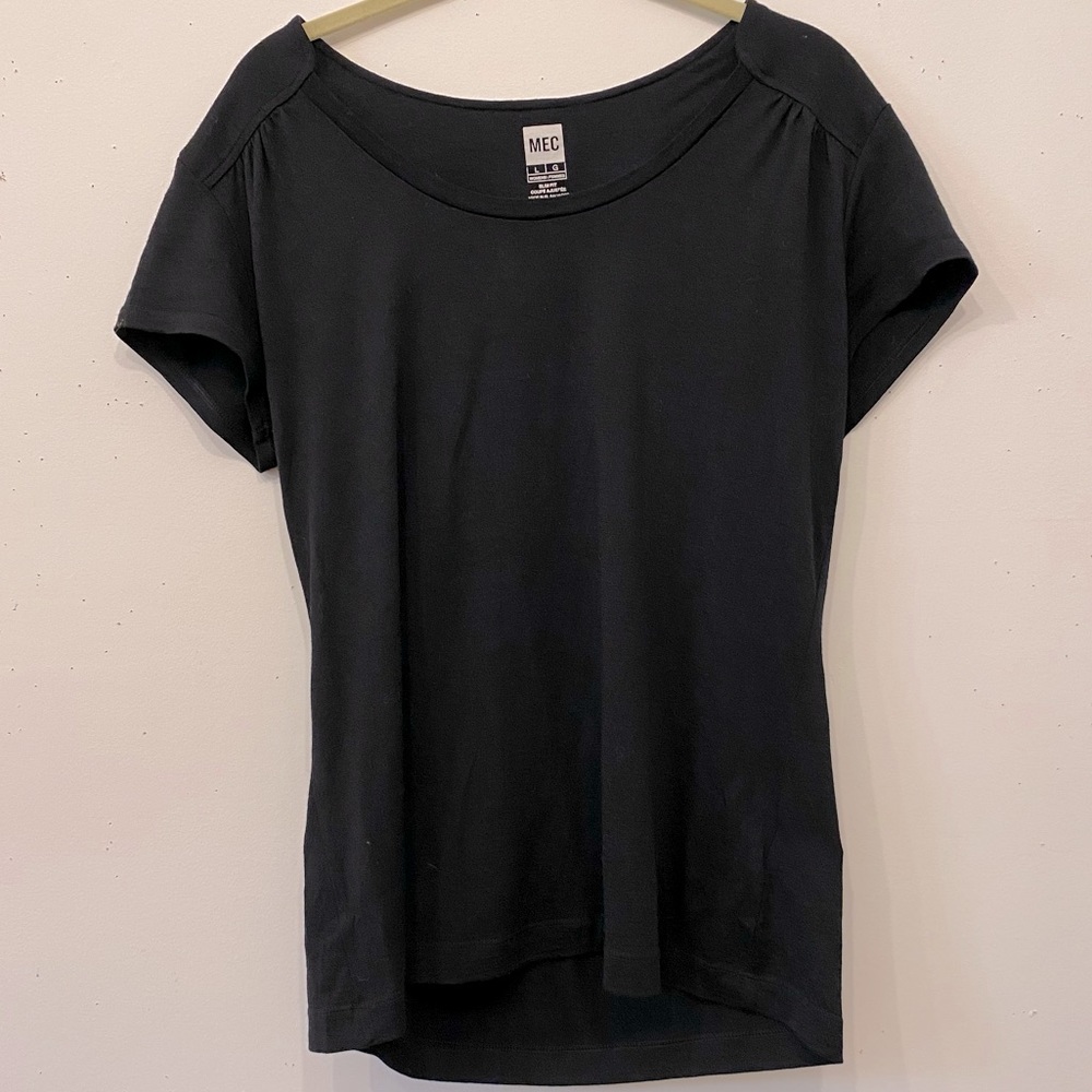 MEC merino t shirt blouse